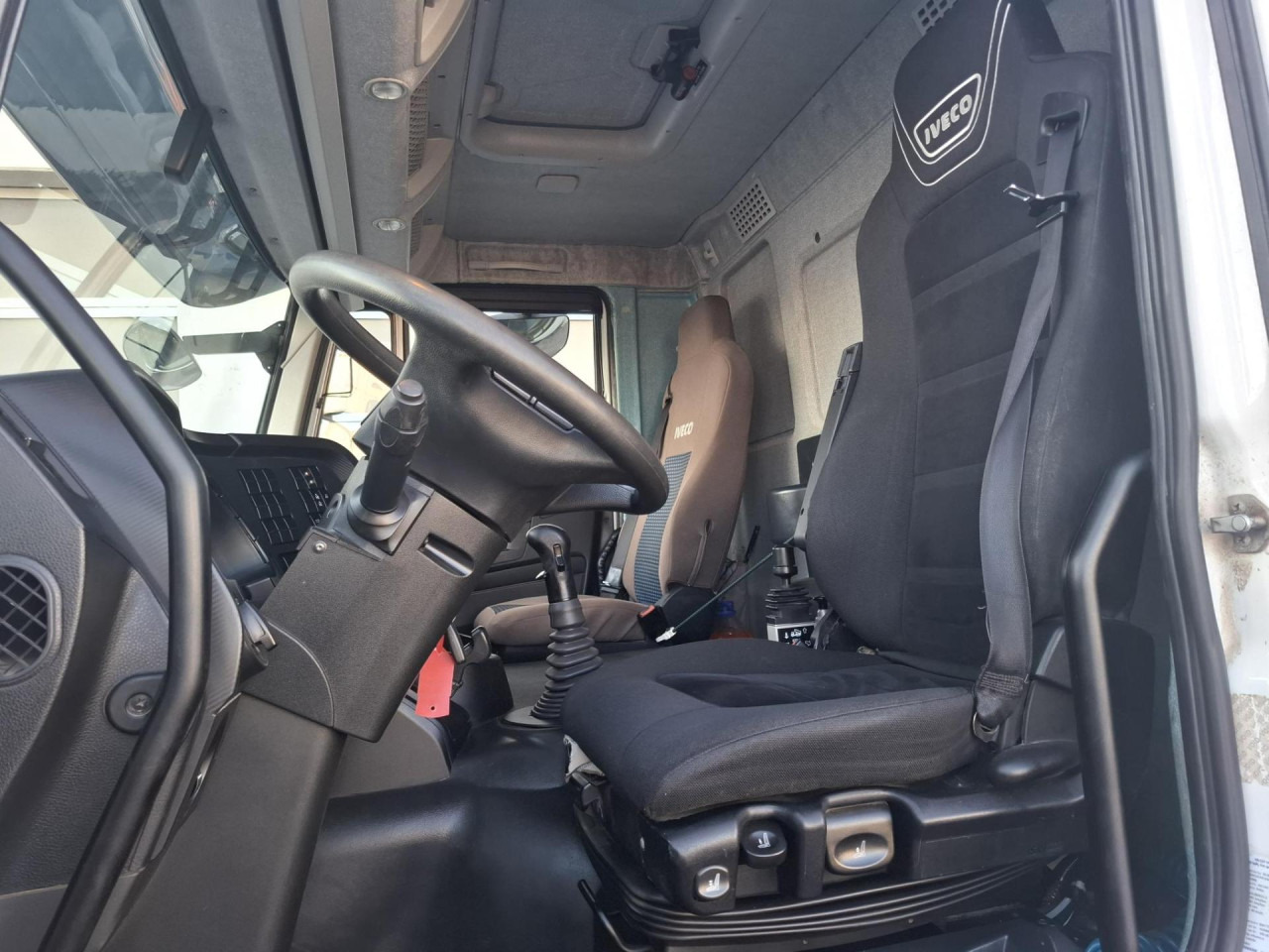 IVECO Trakker AD410T50 - Kiper: slika IVECO Trakker AD410T50 - Kiper IVECO Trakker AD410T50 - Kiper: slika IVECO Trakker AD410T50 - Kiper