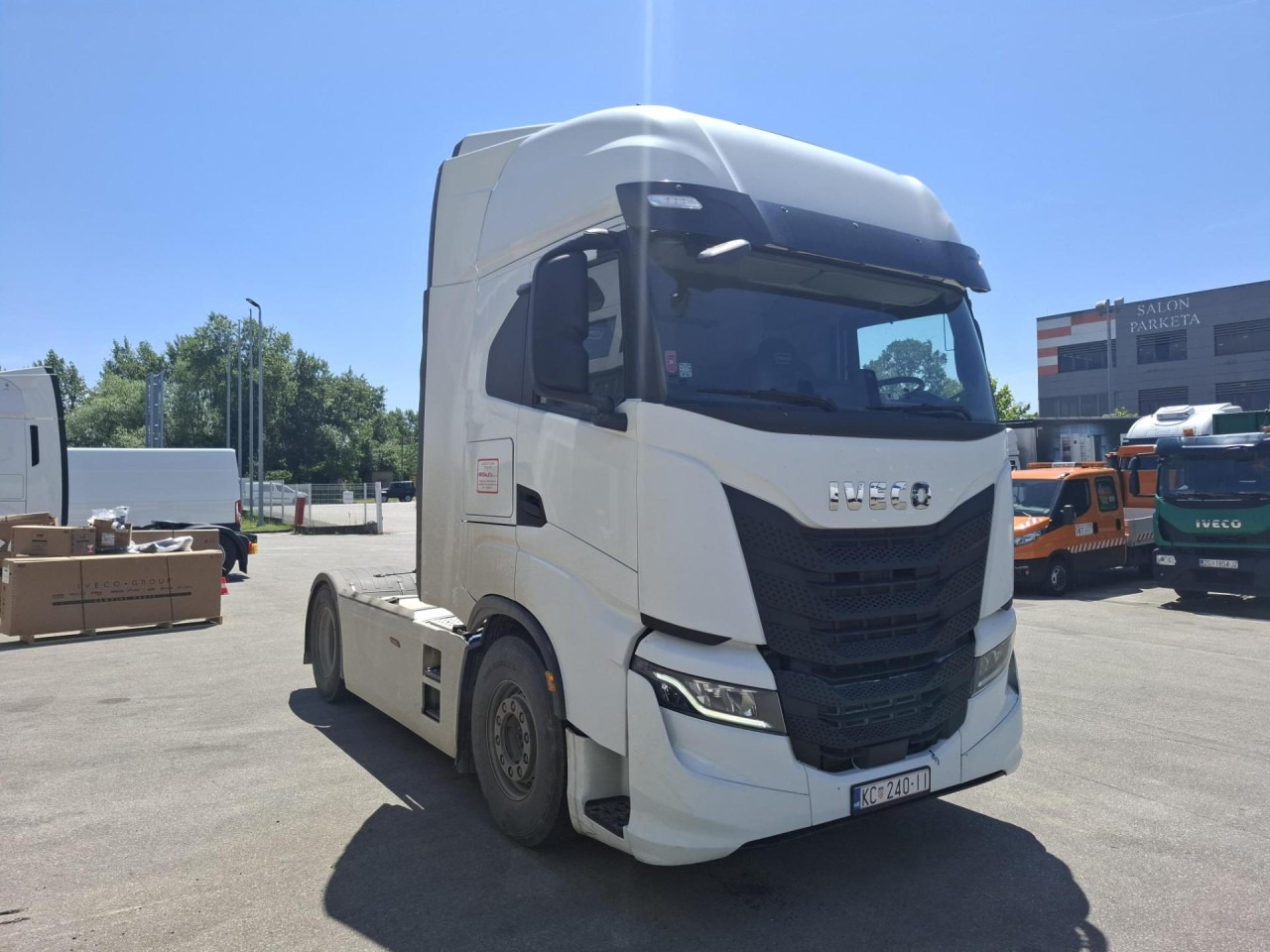 IVECO S-Way AS440S48T/P - Tegljač: slika IVECO S-Way AS440S48T/P - Tegljač IVECO S-Way AS440S48T/P - Tegljač: slika IVECO S-Way AS440S48T/P - Tegljač