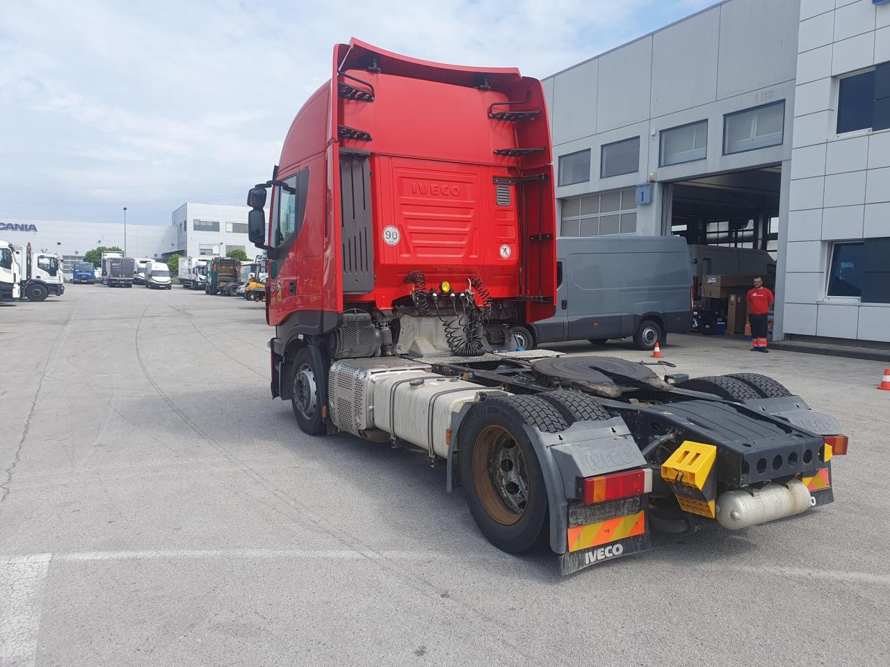 IVECO Stralis AS440S48T/FP-LT - Tegljač: slika IVECO Stralis AS440S48T/FP-LT - Tegljač IVECO Stralis AS440S48T/FP-LT - Tegljač: slika IVECO Stralis AS440S48T/FP-LT - Tegljač