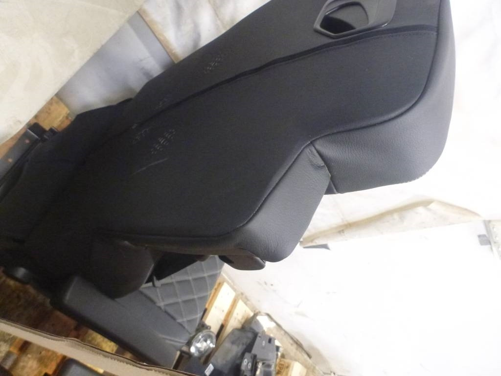 Mercedes-Benz Actros - Kabina za Kamion: slika Mercedes-Benz Actros - Kabina za Kamion Mercedes-Benz Actros - Kabina za Kamion: slika Mercedes-Benz Actros - Kabina za Kamion