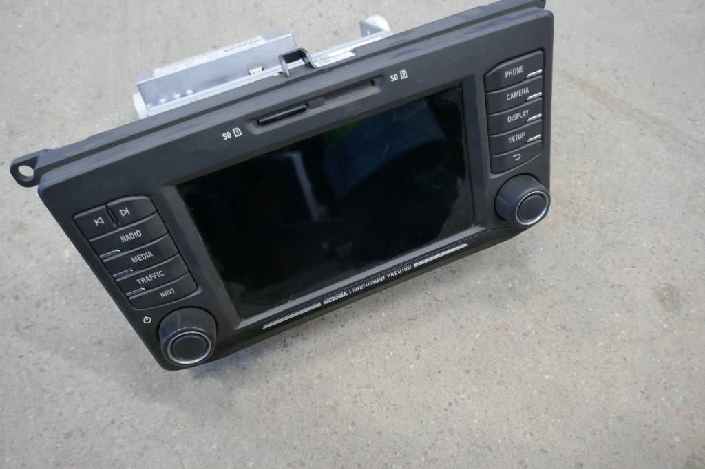 Radio Scania R-serie - Električni sustav za Kamion: slika Radio Scania R-serie - Električni sustav za Kamion Radio Scania R-serie - Električni sustav za Kamion: slika Radio Scania R-serie - Električni sustav za Kamion