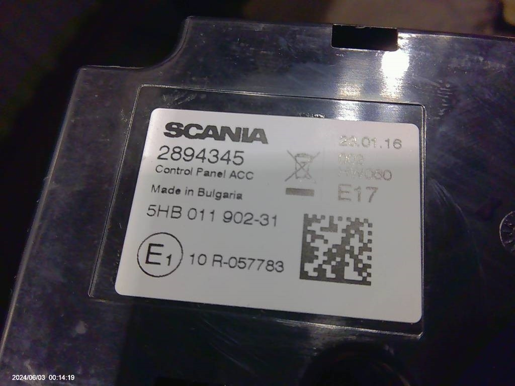 Scania R410 värmepanel, 2894345 - Kabina za Kamion: slika Scania R410 värmepanel, 2894345 - Kabina za Kamion Scania R410 värmepanel, 2894345 - Kabina za Kamion: slika Scania R410 värmepanel, 2894345 - Kabina za Kamion