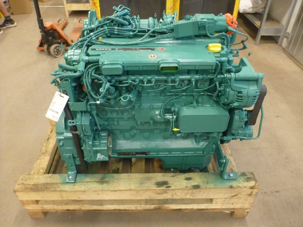 Volvo D6H C4FI120 - Motor za Građevinski strojevi: slika Volvo D6H C4FI120 - Motor za Građevinski strojevi Volvo D6H C4FI120 - Motor za Građevinski strojevi: slika Volvo D6H C4FI120 - Motor za Građevinski strojevi