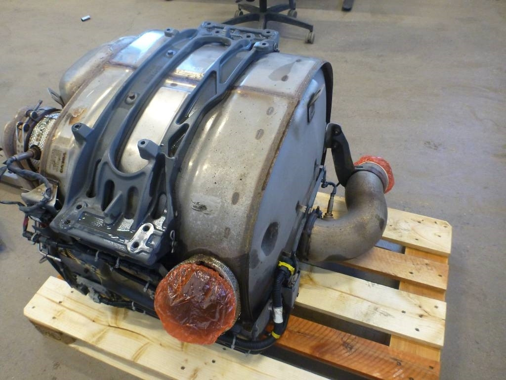 Volvo FH Ljuddämpare - Motor za Kamion: slika Volvo FH Ljuddämpare - Motor za Kamion Volvo FH Ljuddämpare - Motor za Kamion: slika Volvo FH Ljuddämpare - Motor za Kamion