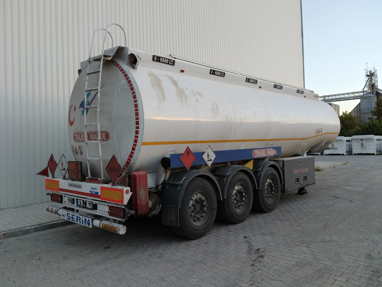 SERIN SECOND HAND - Poluprikolica cisterna: slika SERIN SECOND HAND - Poluprikolica cisterna SERIN SECOND HAND - Poluprikolica cisterna: slika SERIN SECOND HAND - Poluprikolica cisterna