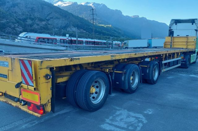 Goldhofer SPZ DL 3-36/80A, 56ton Goldhofer SPZ DL 3-36/80A, 56ton, 7m teleskop - Poluprikolica s niskim utovarivačem: slika Goldhofer SPZ DL 3-36/80A, 56ton Goldhofer SPZ DL 3-36/80A, 56ton, 7m teleskop - Poluprikolica s niskim utovarivačem Goldhofer SPZ DL 3-36/80A, 56ton Goldhofer SPZ DL 3-36/80A, 56ton, 7m teleskop - Poluprikolica s niskim utovarivačem: slika Goldhofer SPZ DL 3-36/80A, 56ton Goldhofer SPZ DL 3-36/80A, 56ton, 7m teleskop - Poluprikolica s niskim utovarivačem