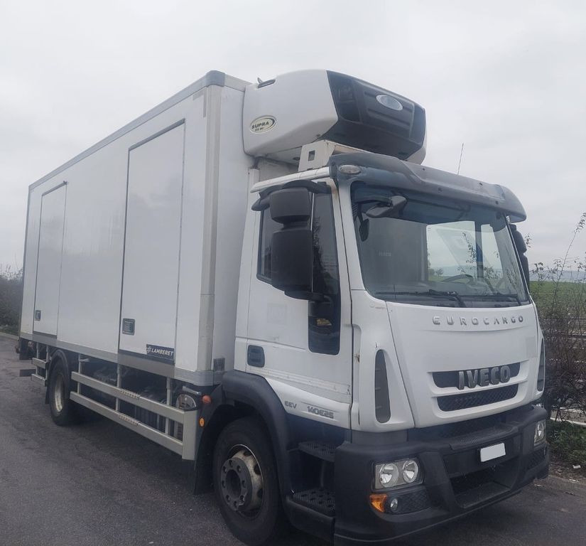 Iveco 140 E25 Eurocargo, E5, Carrier Supra 850 Iveco 140E25 Eurocargo, E5, Carrier Supra 850 - Kamion hladnjača: slika Iveco 140 E25 Eurocargo, E5, Carrier Supra 850 Iveco 140E25 Eurocargo, E5, Carrier Supra 850 - Kamion hladnjača Iveco 140 E25 Eurocargo, E5, Carrier Supra 850 Iveco 140E25 Eurocargo, E5, Carrier Supra 850 - Kamion hladnjača: slika Iveco 140 E25 Eurocargo, E5, Carrier Supra 850 Iveco 140E25 Eurocargo, E5, Carrier Supra 850 - Kamion hladnjača