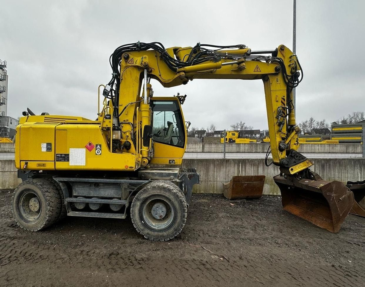 Liebherr A900C ZW Litronic PFS 2, Rail+Road, Gleisbagger - Bager na kotačima: slika Liebherr A900C ZW Litronic PFS 2, Rail+Road, Gleisbagger - Bager na kotačima Liebherr A900C ZW Litronic PFS 2, Rail+Road, Gleisbagger - Bager na kotačima: slika Liebherr A900C ZW Litronic PFS 2, Rail+Road, Gleisbagger - Bager na kotačima