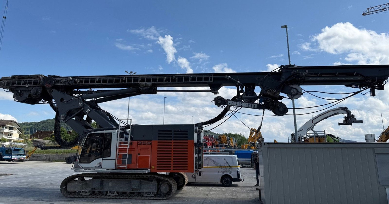 Liebherr LRB 355, RAMM/BOHRGERÄT, PILLING/DRILLING RIG - Platforma za bušenje: slika Liebherr LRB 355, RAMM/BOHRGERÄT, PILLING/DRILLING RIG - Platforma za bušenje Liebherr LRB 355, RAMM/BOHRGERÄT, PILLING/DRILLING RIG - Platforma za bušenje: slika Liebherr LRB 355, RAMM/BOHRGERÄT, PILLING/DRILLING RIG - Platforma za bušenje