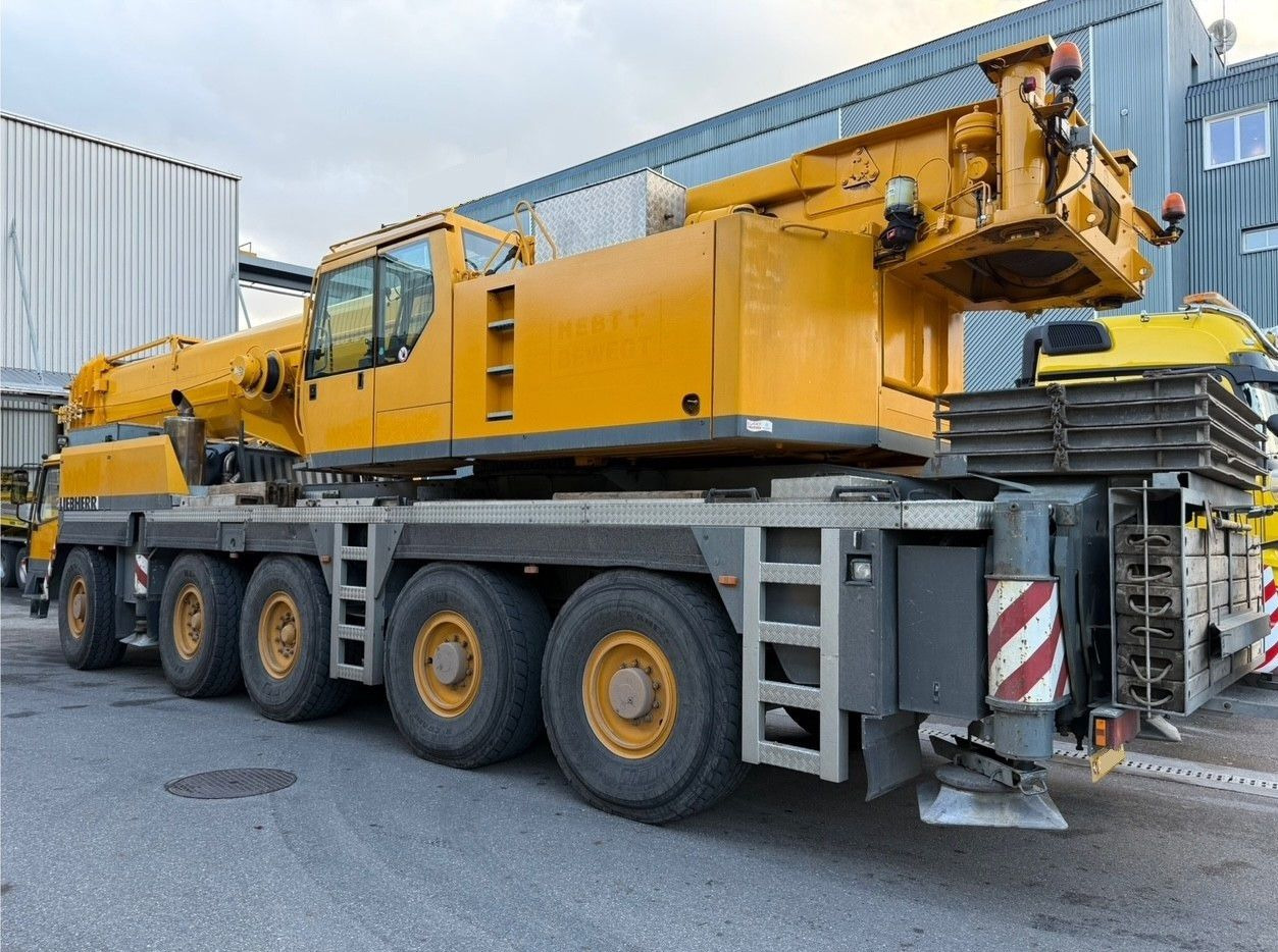 Liebherr LTM 1160/2 UTM655 10x6, FLYJIB, SWISS - Kamion s kranom: slika Liebherr LTM 1160/2 UTM655 10x6, FLYJIB, SWISS - Kamion s kranom Liebherr LTM 1160/2 UTM655 10x6, FLYJIB, SWISS - Kamion s kranom: slika Liebherr LTM 1160/2 UTM655 10x6, FLYJIB, SWISS - Kamion s kranom