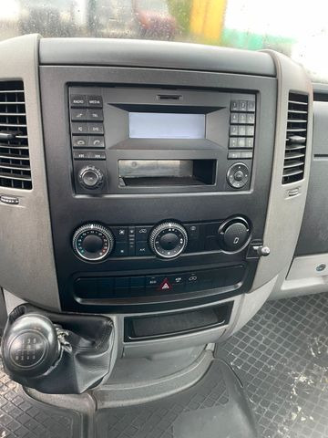 Mercedes-Benz 316 CDI, 5.20m Pritsche - Dostavno vozilo s ravnom platformom: slika Mercedes-Benz 316 CDI, 5.20m Pritsche - Dostavno vozilo s ravnom platformom Mercedes-Benz 316 CDI, 5.20m Pritsche - Dostavno vozilo s ravnom platformom: slika Mercedes-Benz 316 CDI, 5.20m Pritsche - Dostavno vozilo s ravnom platformom