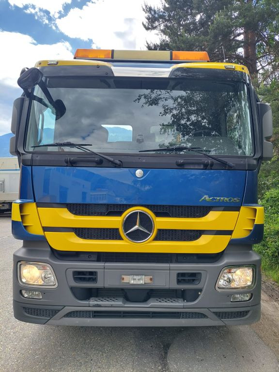 Mercedes-Benz Actros 3248 8x4, E5, MP3, EPS, Neuer Motor - Kamion s kukastom dizalicom: slika Mercedes-Benz Actros 3248 8x4, E5, MP3, EPS, Neuer Motor - Kamion s kukastom dizalicom Mercedes-Benz Actros 3248 8x4, E5, MP3, EPS, Neuer Motor - Kamion s kukastom dizalicom: slika Mercedes-Benz Actros 3248 8x4, E5, MP3, EPS, Neuer Motor - Kamion s kukastom dizalicom
