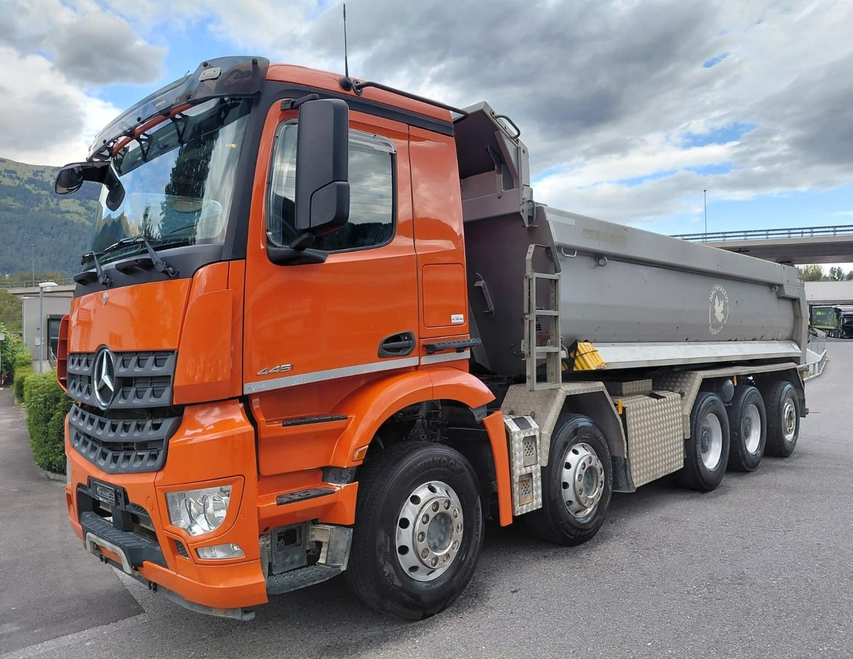 Mercedes-Benz Arocs 4451 10x4, E6, Meiller Dumper, Retarder - Kiper: slika Mercedes-Benz Arocs 4451 10x4, E6, Meiller Dumper, Retarder - Kiper Mercedes-Benz Arocs 4451 10x4, E6, Meiller Dumper, Retarder - Kiper: slika Mercedes-Benz Arocs 4451 10x4, E6, Meiller Dumper, Retarder - Kiper