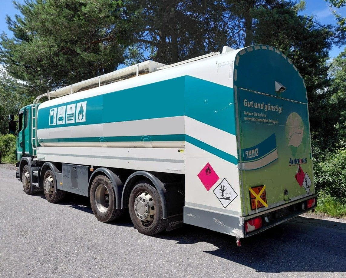Scania G440 8x2, E5, Schwingenschloegel, 2 Kammern, ADR - Kamion cisterna: slika Scania G440 8x2, E5, Schwingenschloegel, 2 Kammern, ADR - Kamion cisterna Scania G440 8x2, E5, Schwingenschloegel, 2 Kammern, ADR - Kamion cisterna: slika Scania G440 8x2, E5, Schwingenschloegel, 2 Kammern, ADR - Kamion cisterna