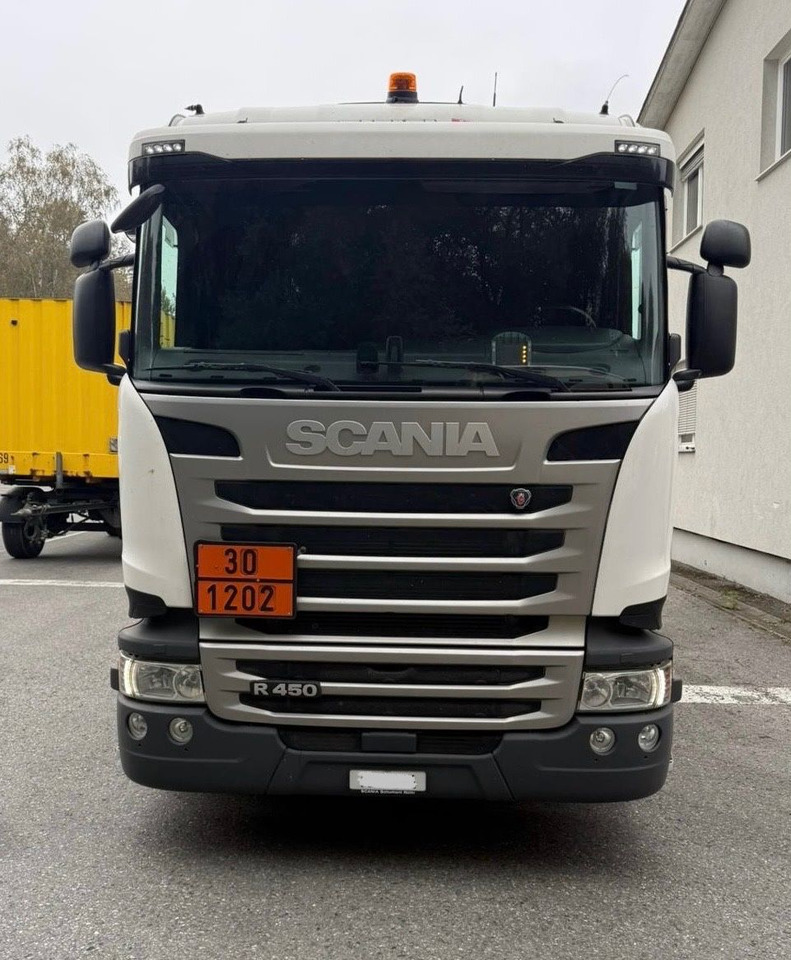 Scania R450 LB 6x2, ADR, E6,Schwarzmüller,Diesel/Benzin - Kamion cisterna: slika Scania R450 LB 6x2, ADR, E6,Schwarzmüller,Diesel/Benzin - Kamion cisterna Scania R450 LB 6x2, ADR, E6,Schwarzmüller,Diesel/Benzin - Kamion cisterna: slika Scania R450 LB 6x2, ADR, E6,Schwarzmüller,Diesel/Benzin - Kamion cisterna