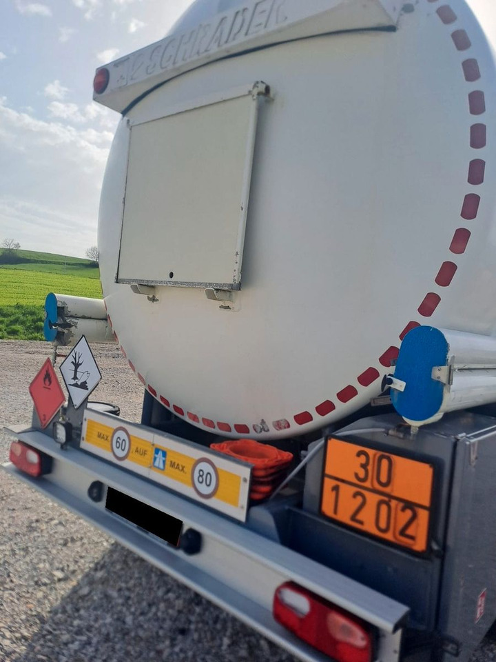Schrader ADR, Treibstoff Diesel/Benzin, 4 Kammern, Sening Schrader ADR, Treibstoff Diesel/Benzin, 4 Kammern, Sening - Poluprikolica cisterna: slika Schrader ADR, Treibstoff Diesel/Benzin, 4 Kammern, Sening Schrader ADR, Treibstoff Diesel/Benzin, 4 Kammern, Sening - Poluprikolica cisterna Schrader ADR, Treibstoff Diesel/Benzin, 4 Kammern, Sening Schrader ADR, Treibstoff Diesel/Benzin, 4 Kammern, Sening - Poluprikolica cisterna: slika Schrader ADR, Treibstoff Diesel/Benzin, 4 Kammern, Sening Schrader ADR, Treibstoff Diesel/Benzin, 4 Kammern, Sening - Poluprikolica cisterna