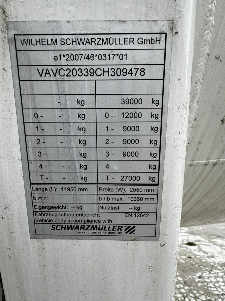 Schwarzmüller 5 Kammern, ADR, Treibstoff Fuel - Poluprikolica cisterna: slika Schwarzmüller 5 Kammern, ADR, Treibstoff Fuel - Poluprikolica cisterna Schwarzmüller 5 Kammern, ADR, Treibstoff Fuel - Poluprikolica cisterna: slika Schwarzmüller 5 Kammern, ADR, Treibstoff Fuel - Poluprikolica cisterna