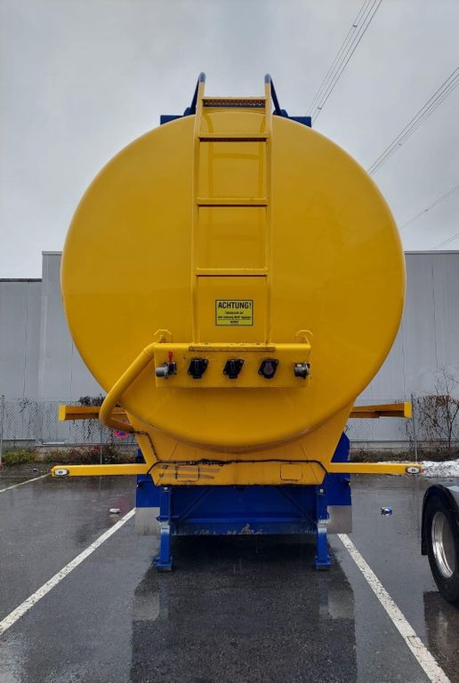 Schwarzmüller Schwingenschlögel,ADR,Diesel/Benzin, 5 Kammern - Poluprikolica cisterna: slika Schwarzmüller Schwingenschlögel,ADR,Diesel/Benzin, 5 Kammern - Poluprikolica cisterna Schwarzmüller Schwingenschlögel,ADR,Diesel/Benzin, 5 Kammern - Poluprikolica cisterna: slika Schwarzmüller Schwingenschlögel,ADR,Diesel/Benzin, 5 Kammern - Poluprikolica cisterna