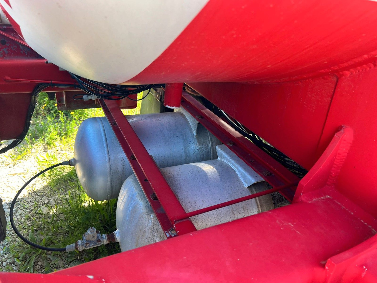 Poluprikolica cisterna Schwarzmüller TS 3/E ADR, 6 Kammern Treibstoff Fuel: slika Poluprikolica cisterna Schwarzmüller TS 3/E ADR, 6 Kammern Treibstoff Fuel
