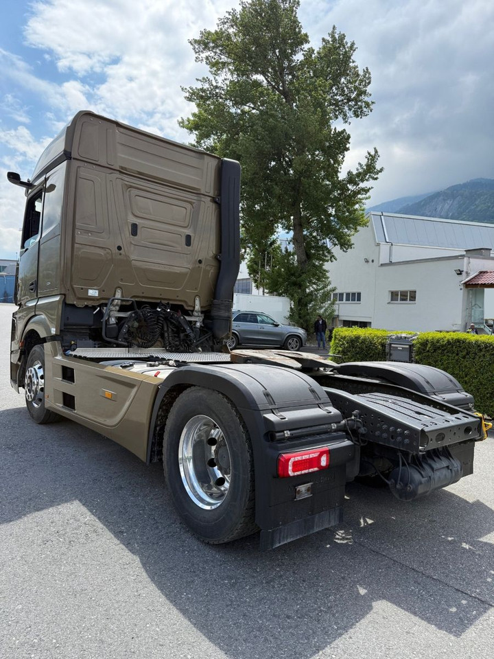 Mercedes-Benz Actros 1851 4x2, MP5, E6, Retarder, Kompressor - Tegljač: slika Mercedes-Benz Actros 1851 4x2, MP5, E6, Retarder, Kompressor - Tegljač Mercedes-Benz Actros 1851 4x2, MP5, E6, Retarder, Kompressor - Tegljač: slika Mercedes-Benz Actros 1851 4x2, MP5, E6, Retarder, Kompressor - Tegljač