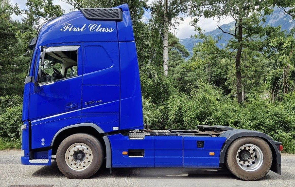 Volvo FH500 4x2, Euro 6, Retarder - Tegljač: slika Volvo FH500 4x2, Euro 6, Retarder - Tegljač Volvo FH500 4x2, Euro 6, Retarder - Tegljač: slika Volvo FH500 4x2, Euro 6, Retarder - Tegljač