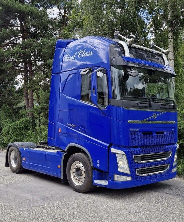 Volvo FH500 4x2, Euro 6, Retarder - Tegljač: slika Volvo FH500 4x2, Euro 6, Retarder - Tegljač Volvo FH500 4x2, Euro 6, Retarder - Tegljač: slika Volvo FH500 4x2, Euro 6, Retarder - Tegljač