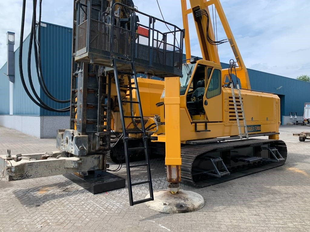 Fundex F2800 - Zabijač stupova: slika Fundex F2800 - Zabijač stupova Fundex F2800 - Zabijač stupova: slika Fundex F2800 - Zabijač stupova