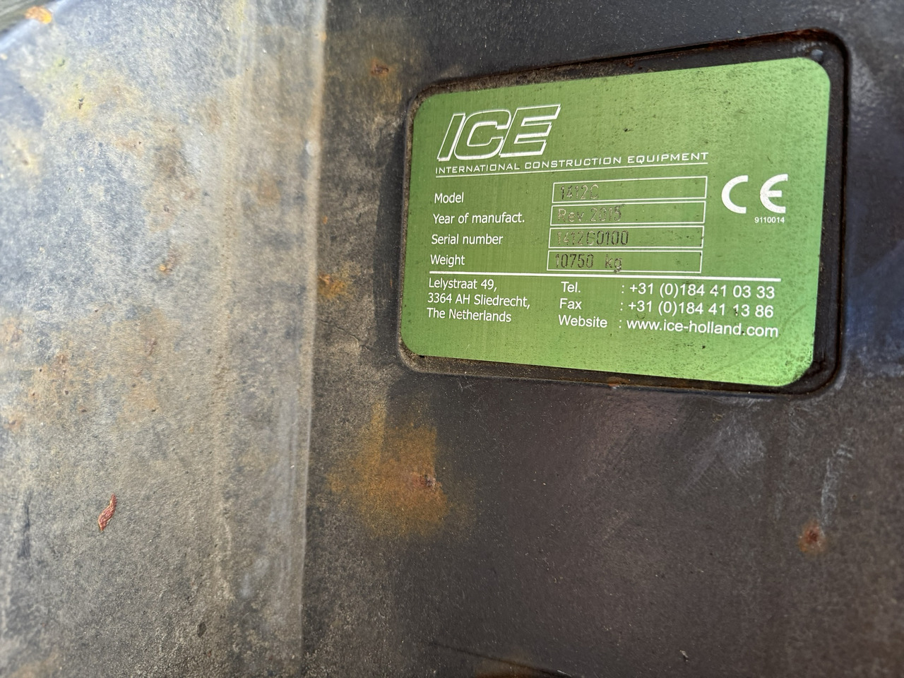 Zabijač stupova za Građevinski strojevi ICE 1412C: slika Zabijač stupova za Građevinski strojevi ICE 1412C Zabijač stupova za Građevinski strojevi ICE 1412C: slika Zabijač stupova za Građevinski strojevi ICE 1412C