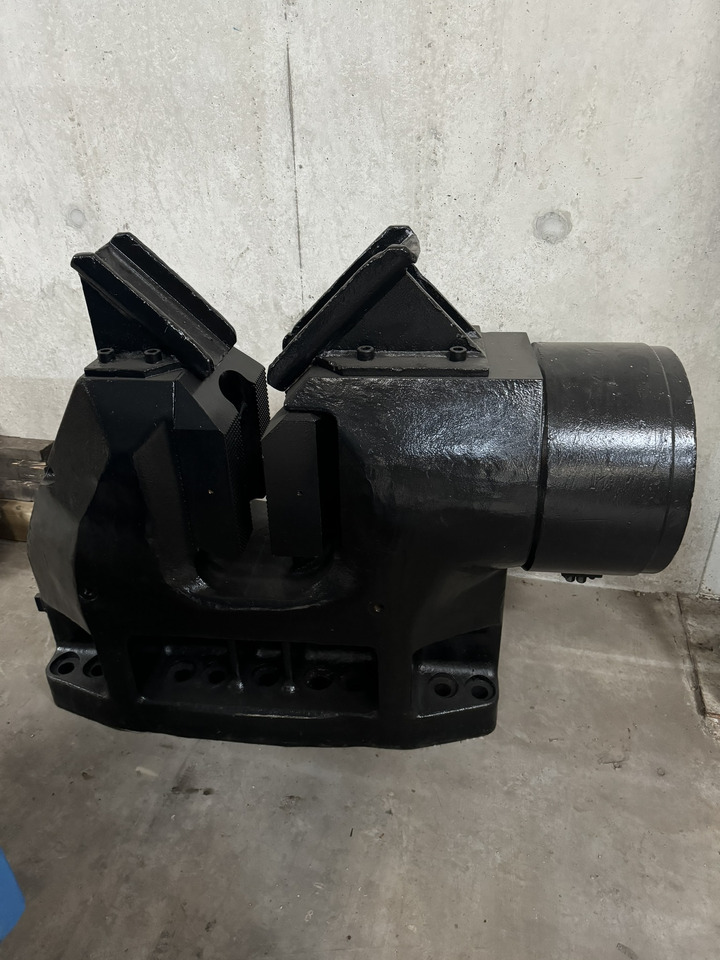 Zabijač stupova za Građevinski strojevi ICE 1412C: slika Zabijač stupova za Građevinski strojevi ICE 1412C Zabijač stupova za Građevinski strojevi ICE 1412C: slika Zabijač stupova za Građevinski strojevi ICE 1412C