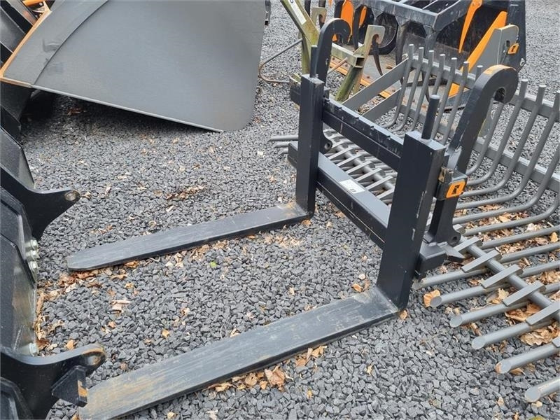 Ålø 5 tons pallegafler - Vilice za Teleskopski rukovatelj: slika Ålø 5 tons pallegafler - Vilice za Teleskopski rukovatelj Ålø 5 tons pallegafler - Vilice za Teleskopski rukovatelj: slika Ålø 5 tons pallegafler - Vilice za Teleskopski rukovatelj