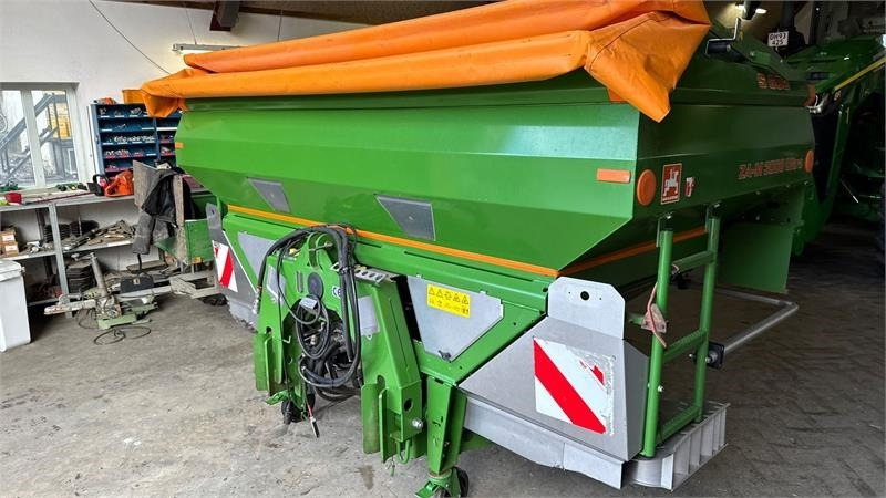 Amazone ZAM 3000 Z-AM 3000 Ultra  - Rasipač stajskog gnoja: slika Amazone ZAM 3000 Z-AM 3000 Ultra  - Rasipač stajskog gnoja Amazone ZAM 3000 Z-AM 3000 Ultra  - Rasipač stajskog gnoja: slika Amazone ZAM 3000 Z-AM 3000 Ultra  - Rasipač stajskog gnoja