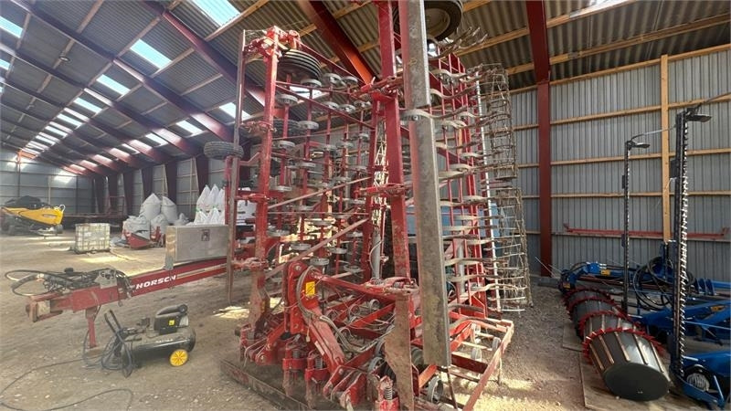 Kongskilde VM 3083-SS VM 3083 SS - Drljača: slika Kongskilde VM 3083-SS VM 3083 SS - Drljača Kongskilde VM 3083-SS VM 3083 SS - Drljača: slika Kongskilde VM 3083-SS VM 3083 SS - Drljača