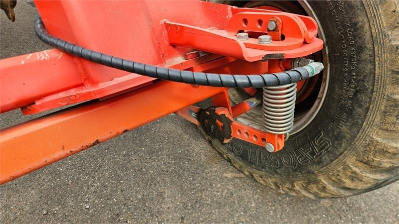 Kuhn CULTIMER L4000 Bugseret - Drljača: slika Kuhn CULTIMER L4000 Bugseret - Drljača Kuhn CULTIMER L4000 Bugseret - Drljača: slika Kuhn CULTIMER L4000 Bugseret - Drljača