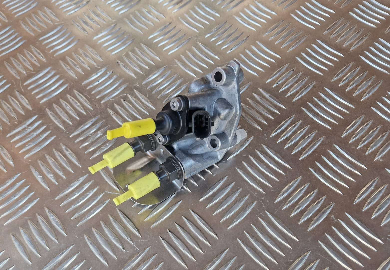 Genuine JCB BOSCH Dosing module 320/A9105 - Motor i dijelovi za Građevinski strojevi: slika Genuine JCB BOSCH Dosing module 320/A9105 - Motor i dijelovi za Građevinski strojevi Genuine JCB BOSCH Dosing module 320/A9105 - Motor i dijelovi za Građevinski strojevi: slika Genuine JCB BOSCH Dosing module 320/A9105 - Motor i dijelovi za Građevinski strojevi