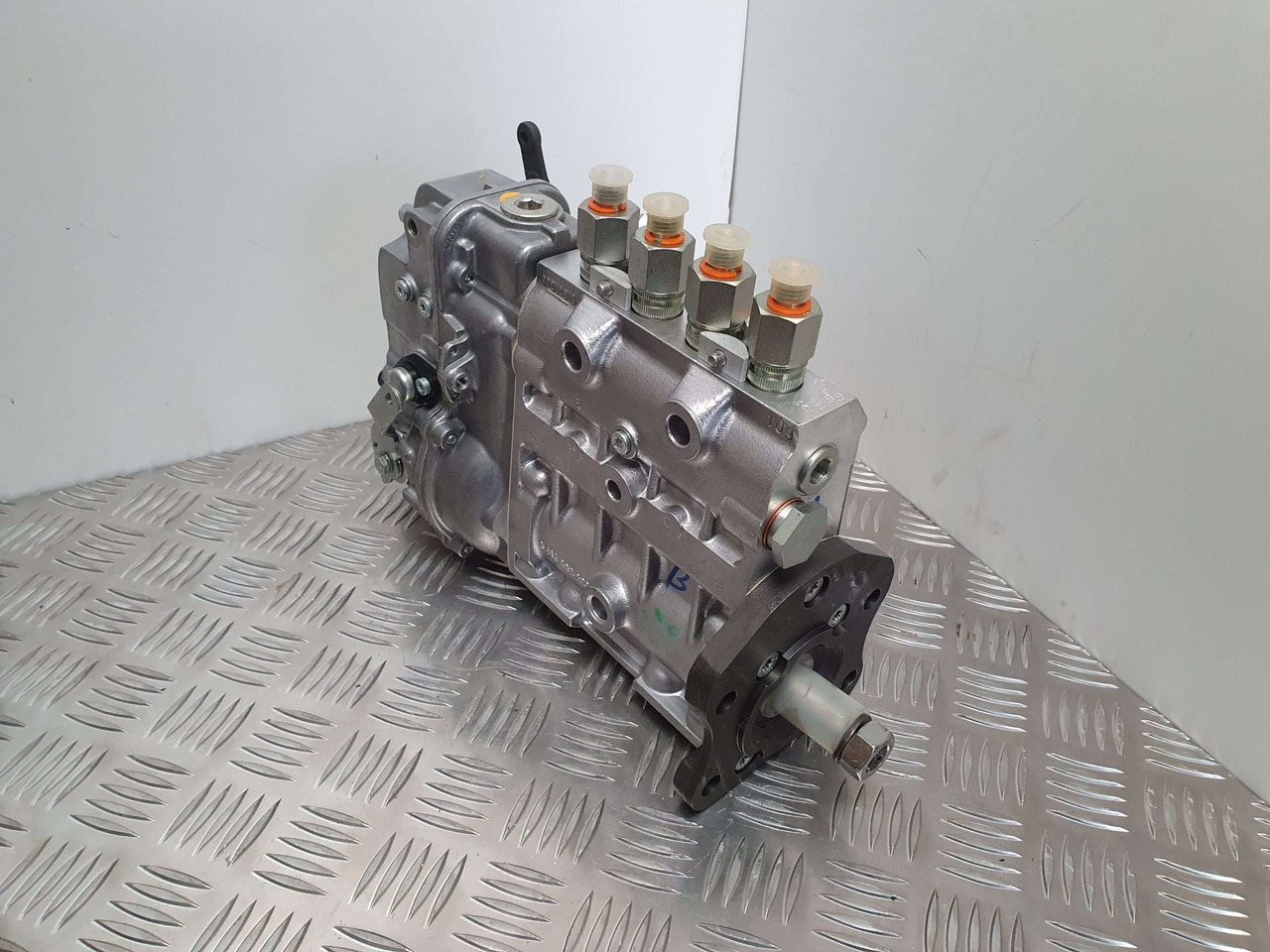 JCB 2DX Injection pump 333/y3578 Bosch - Motor i dijelovi za Građevinski strojevi: slika JCB 2DX Injection pump 333/y3578 Bosch - Motor i dijelovi za Građevinski strojevi JCB 2DX Injection pump 333/y3578 Bosch - Motor i dijelovi za Građevinski strojevi: slika JCB 2DX Injection pump 333/y3578 Bosch - Motor i dijelovi za Građevinski strojevi