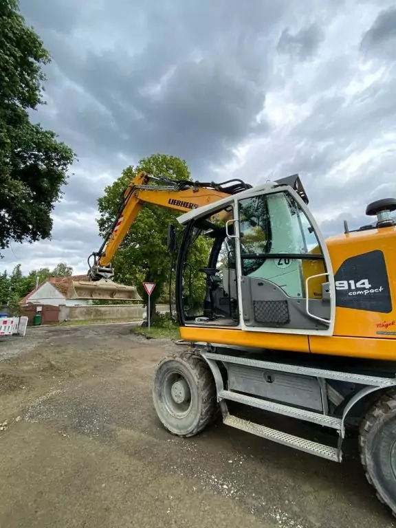 2019 Liebherr A 914 Compact - Bager na kotačima: slika 2019 Liebherr A 914 Compact - Bager na kotačima 2019 Liebherr A 914 Compact - Bager na kotačima: slika 2019 Liebherr A 914 Compact - Bager na kotačima