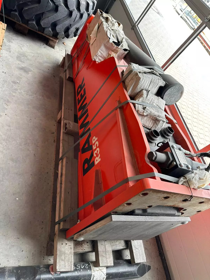 2022 Rammer R35P - Hidraulični čekić: slika 2022 Rammer R35P - Hidraulični čekić 2022 Rammer R35P - Hidraulični čekić: slika 2022 Rammer R35P - Hidraulični čekić