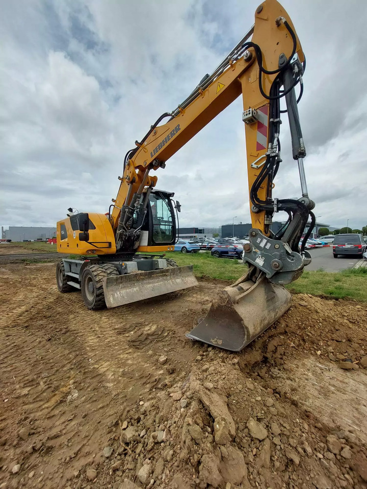 2023 Liebherr A 914 Litronic G6.0-D - Bager na kotačima: slika 2023 Liebherr A 914 Litronic G6.0-D - Bager na kotačima 2023 Liebherr A 914 Litronic G6.0-D - Bager na kotačima: slika 2023 Liebherr A 914 Litronic G6.0-D - Bager na kotačima
