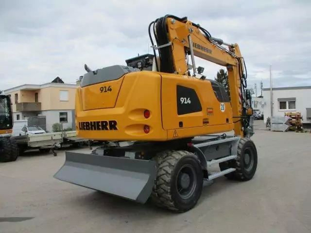 2023 Liebherr A 914 Litronic G6.0-D - Bager na kotačima: slika 2023 Liebherr A 914 Litronic G6.0-D - Bager na kotačima 2023 Liebherr A 914 Litronic G6.0-D - Bager na kotačima: slika 2023 Liebherr A 914 Litronic G6.0-D - Bager na kotačima