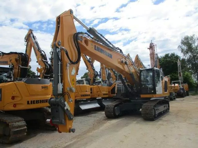 2023 Liebherr R 938 NLC Litronic G8.0-D - Bager gusjeničar: slika 2023 Liebherr R 938 NLC Litronic G8.0-D - Bager gusjeničar 2023 Liebherr R 938 NLC Litronic G8.0-D - Bager gusjeničar: slika 2023 Liebherr R 938 NLC Litronic G8.0-D - Bager gusjeničar