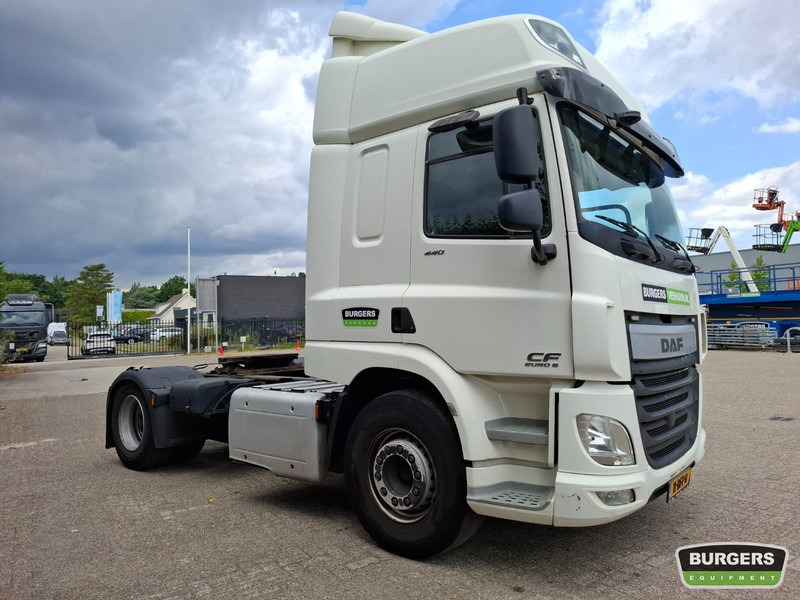 DAF CF 440 FT Euro 6 - Traktor: slika DAF CF 440 FT Euro 6 - Traktor DAF CF 440 FT Euro 6 - Traktor: slika DAF CF 440 FT Euro 6 - Traktor