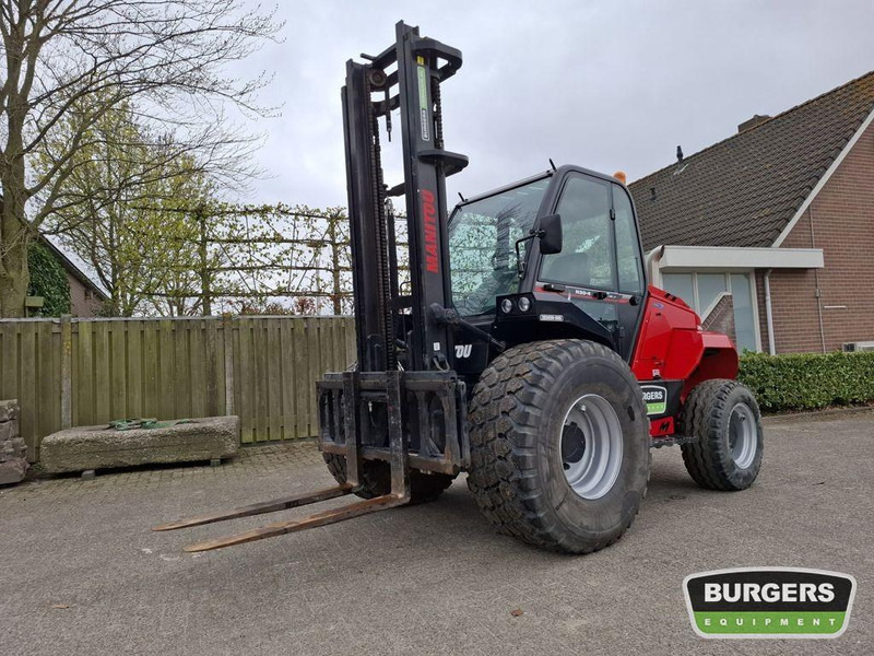 Manitou M30-4 - Viličar za teške terene: slika Manitou M30-4 - Viličar za teške terene Manitou M30-4 - Viličar za teške terene: slika Manitou M30-4 - Viličar za teške terene