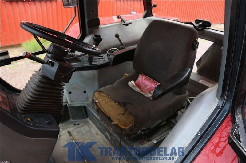 Case 5140 Maxxum - Kabina za Traktor: slika Case 5140 Maxxum - Kabina za Traktor Case 5140 Maxxum - Kabina za Traktor: slika Case 5140 Maxxum - Kabina za Traktor