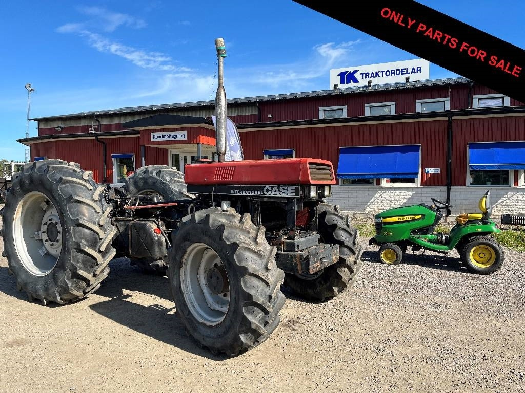 Case IH 745 XL Dismantled: only spare parts - Traktor: slika Case IH 745 XL Dismantled: only spare parts - Traktor Case IH 745 XL Dismantled: only spare parts - Traktor: slika Case IH 745 XL Dismantled: only spare parts - Traktor
