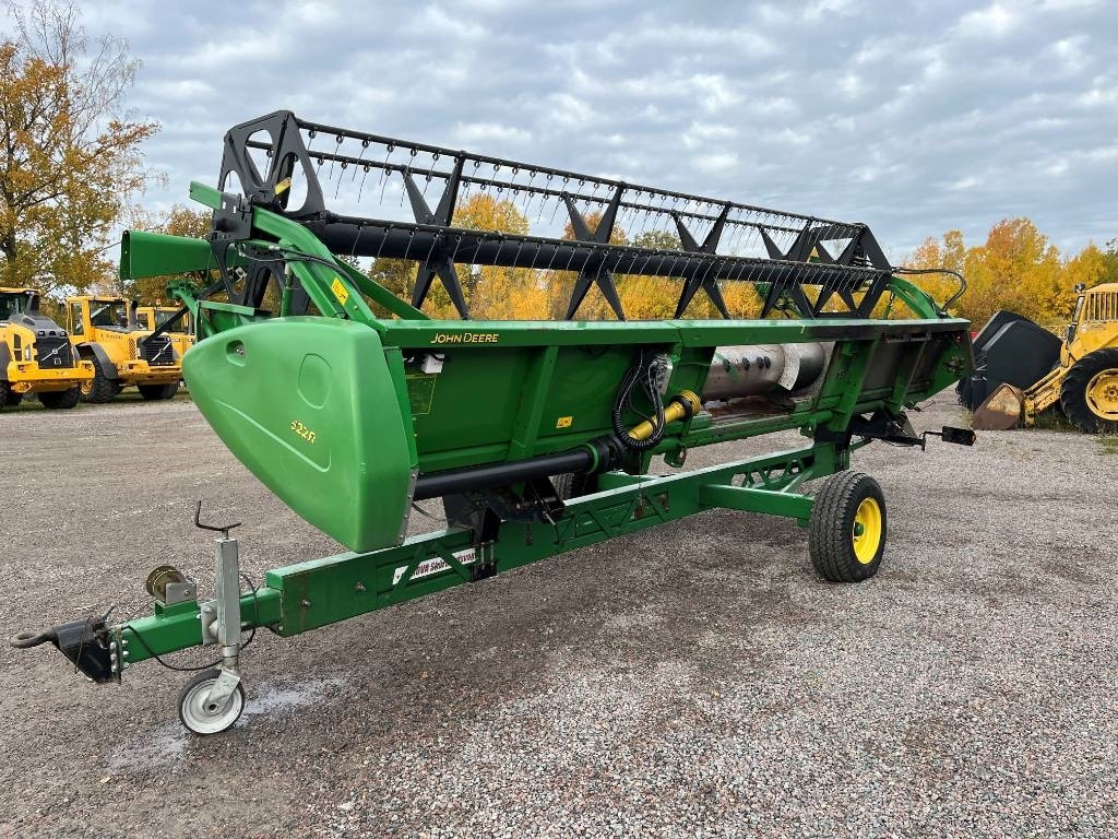 John Deere 622R Skärbord / Header 20 fot till JD T550 i  - Priključak za kombajn: slika John Deere 622R Skärbord / Header 20 fot till JD T550 i  - Priključak za kombajn John Deere 622R Skärbord / Header 20 fot till JD T550 i  - Priključak za kombajn: slika John Deere 622R Skärbord / Header 20 fot till JD T550 i  - Priključak za kombajn