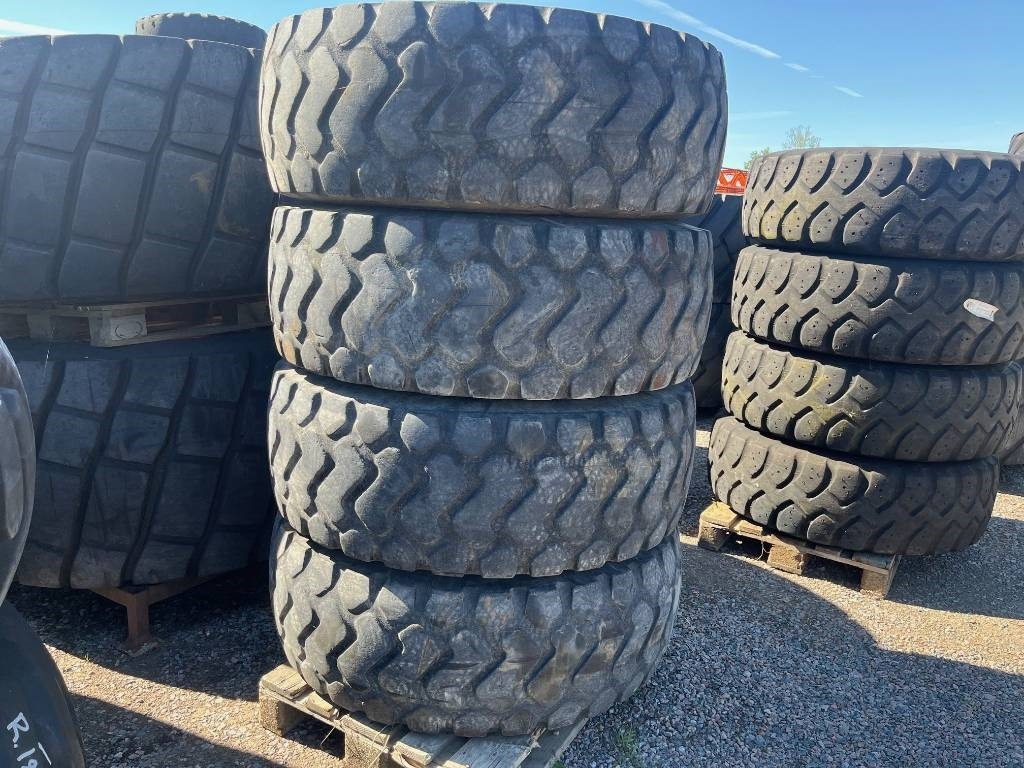 Michelin XHA 15,5-R25 till Volvo L50E C D B - Guma za Građevinski strojevi: slika Michelin XHA 15,5-R25 till Volvo L50E C D B - Guma za Građevinski strojevi Michelin XHA 15,5-R25 till Volvo L50E C D B - Guma za Građevinski strojevi: slika Michelin XHA 15,5-R25 till Volvo L50E C D B - Guma za Građevinski strojevi
