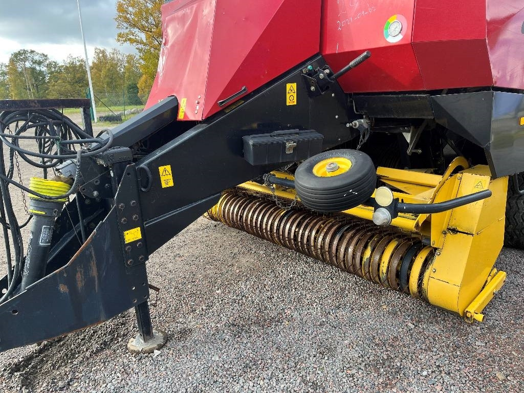 New Holland BB 960 A Dismantled: only spare parts - Kvadratna balirka: slika New Holland BB 960 A Dismantled: only spare parts - Kvadratna balirka New Holland BB 960 A Dismantled: only spare parts - Kvadratna balirka: slika New Holland BB 960 A Dismantled: only spare parts - Kvadratna balirka