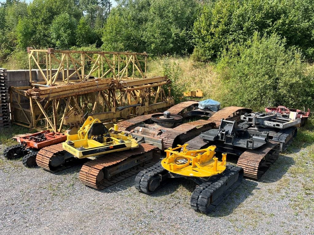 New Holland E 70 B SR - Mini bager: slika New Holland E 70 B SR - Mini bager New Holland E 70 B SR - Mini bager: slika New Holland E 70 B SR - Mini bager