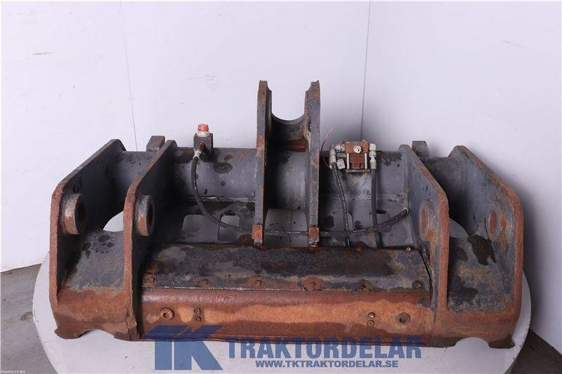 Redskapsfäste / Quickhitch CAT 966 - Brza spojka za Građevinski strojevi: slika Redskapsfäste / Quickhitch CAT 966 - Brza spojka za Građevinski strojevi Redskapsfäste / Quickhitch CAT 966 - Brza spojka za Građevinski strojevi: slika Redskapsfäste / Quickhitch CAT 966 - Brza spojka za Građevinski strojevi