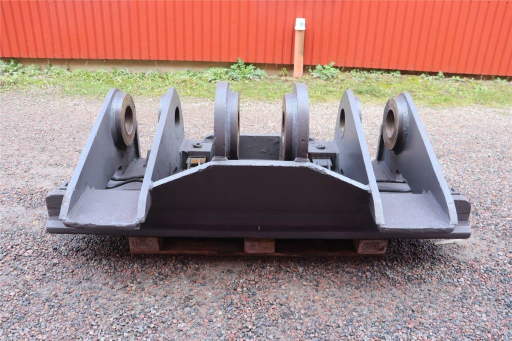 Volvo L 350 F - Utovarivač na kotačima: slika Volvo L 350 F - Utovarivač na kotačima Volvo L 350 F - Utovarivač na kotačima: slika Volvo L 350 F - Utovarivač na kotačima